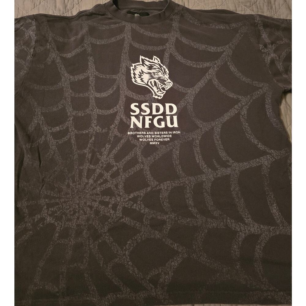 Darc Sport Symbiote Web Premium Oversized XLARGE Tee in wolf grey